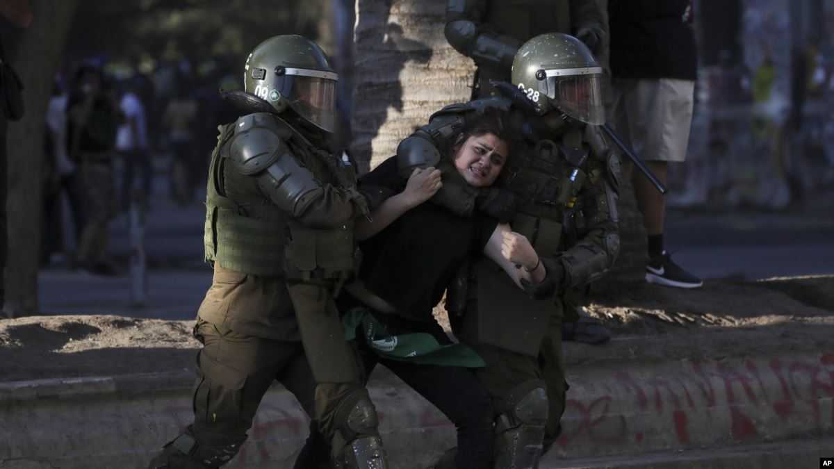 Chile: Senadores votan en juicio político contra exministro de Interior por abusos en protestas