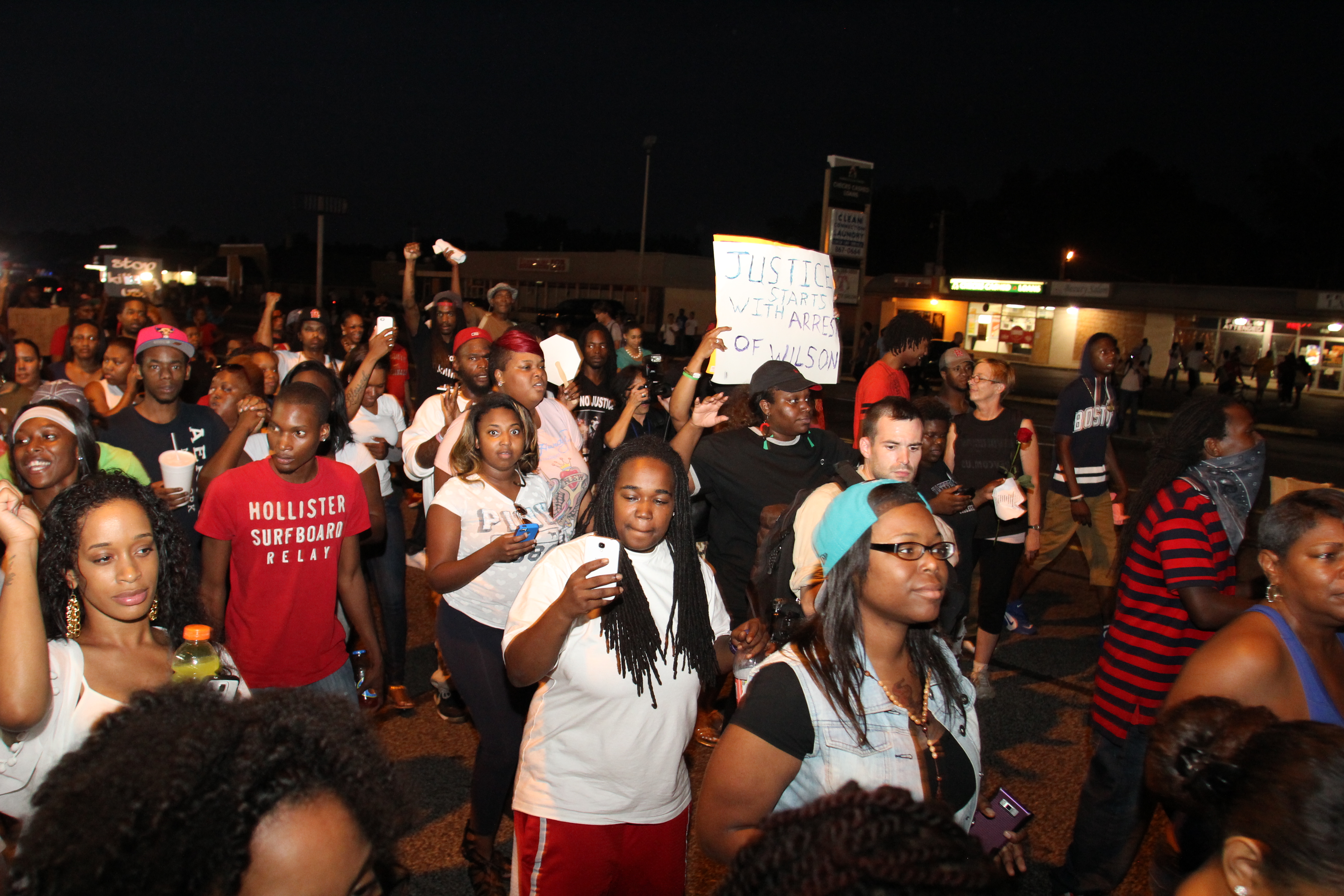 Manifestantes en Ferguson