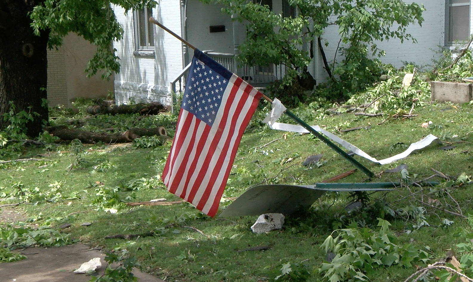 Bandera después del Tornado