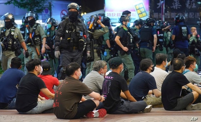 Manifestantes detenidos en Hong Kong