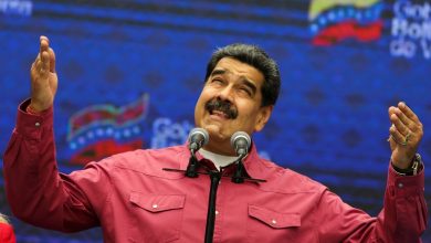 Nicolas Maduro después de votar en las eleccione calificadas como fraudulentas se presenta frente a la prensa